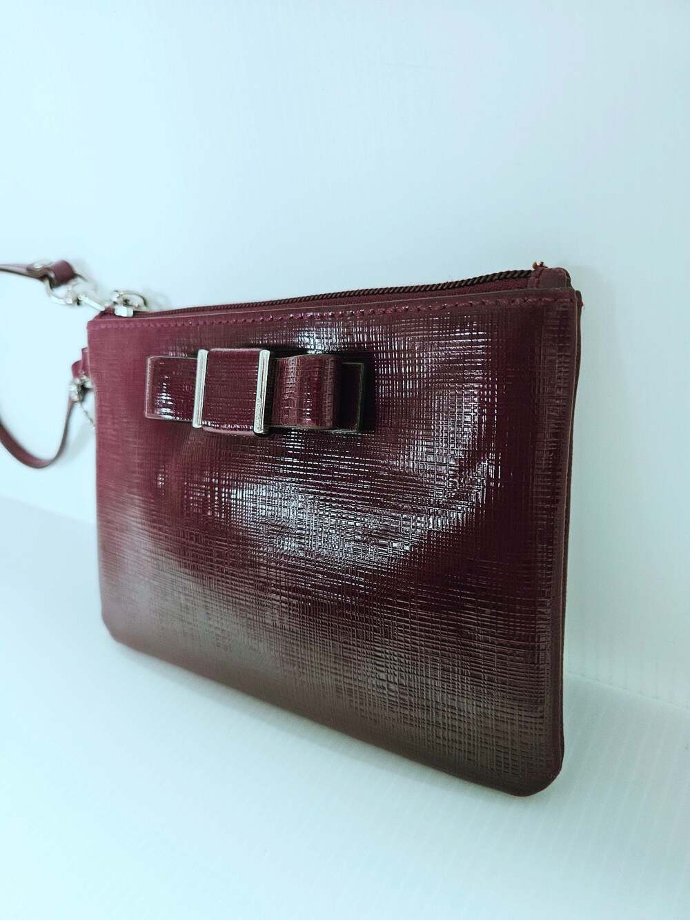 Coach Burgundy Crossgrain Leather Bow Wristlet EUC - Picture 4 of 16
